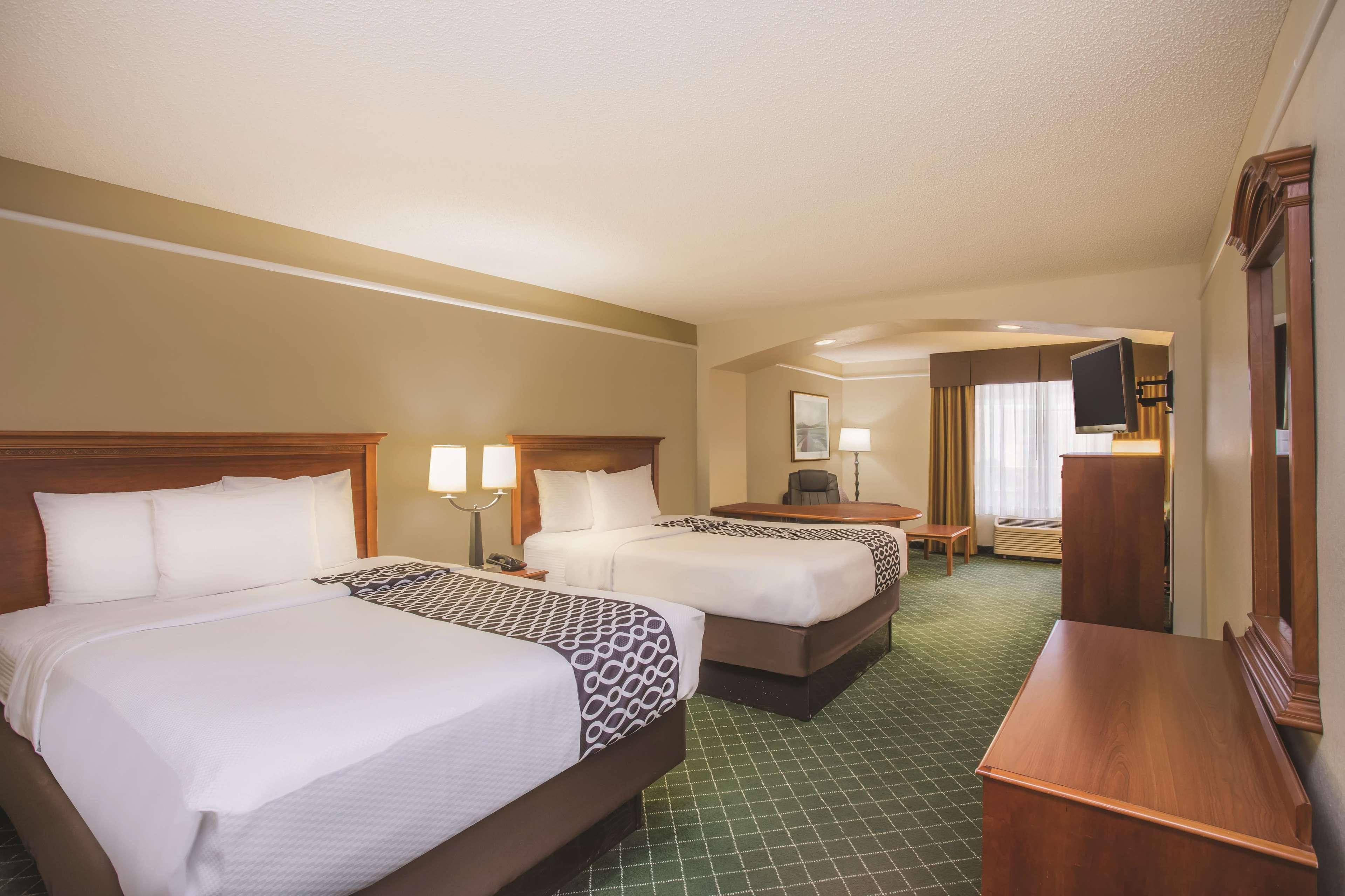 La Quinta By Wyndham Atlanta Stockbridge Hotel Bagian luar foto