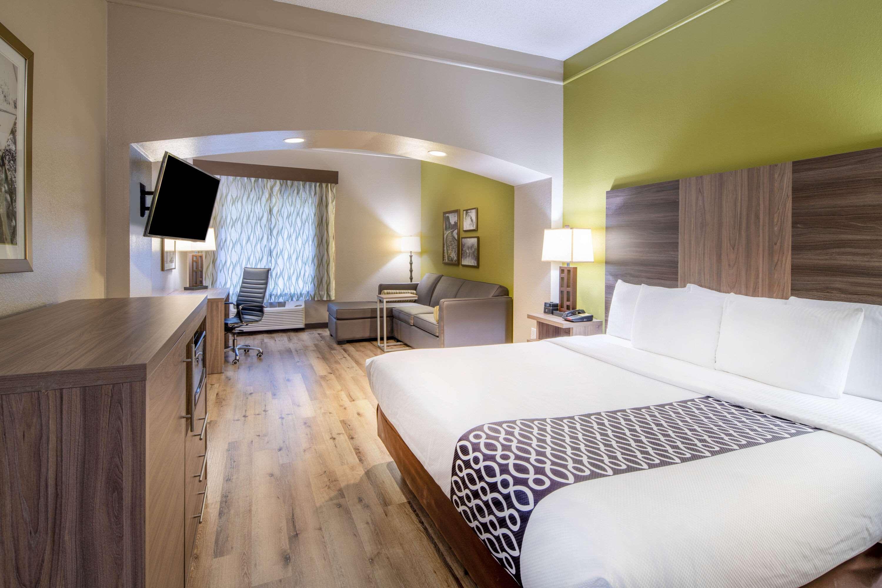 La Quinta By Wyndham Atlanta Stockbridge Hotel Bagian luar foto