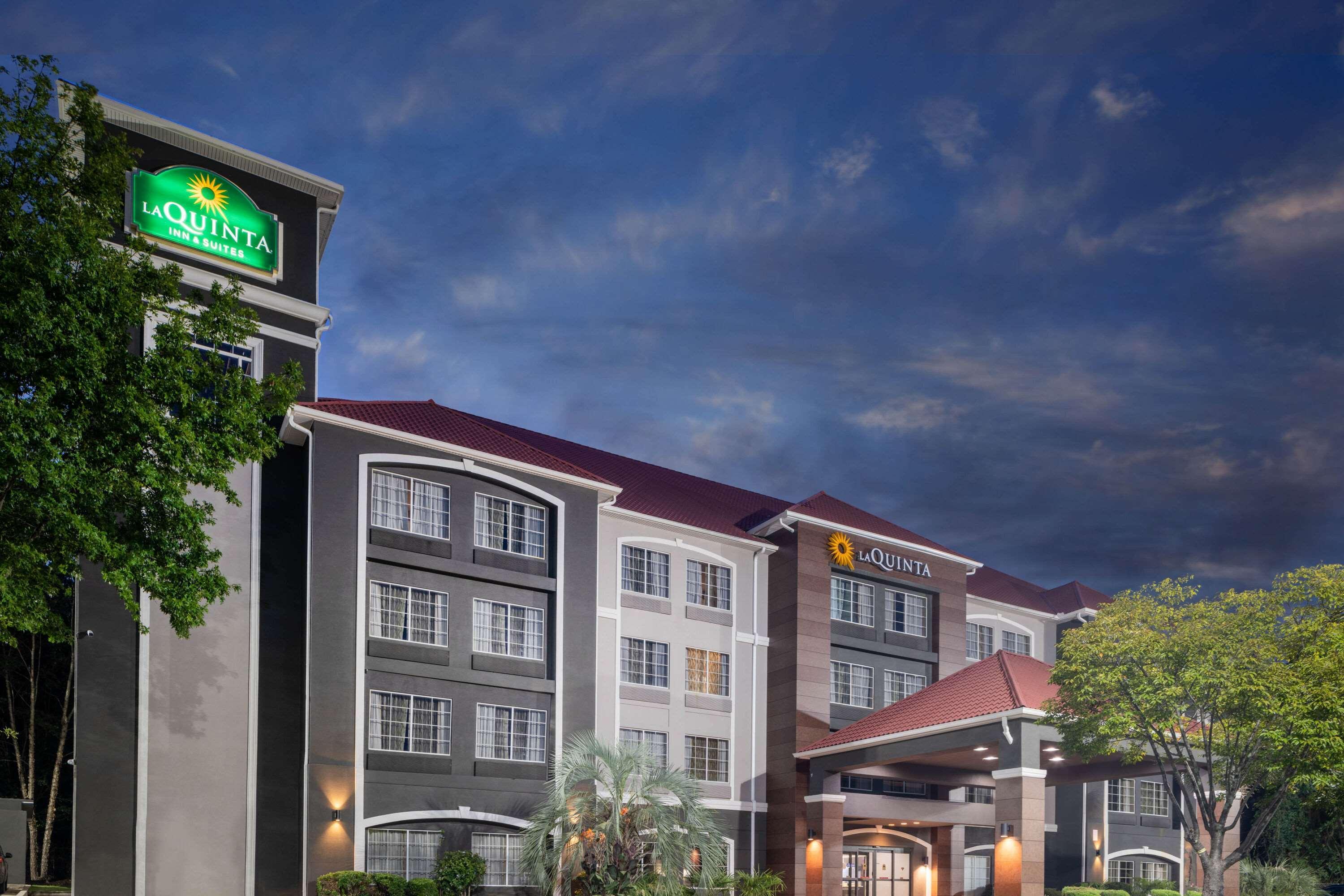 La Quinta By Wyndham Atlanta Stockbridge Hotel Bagian luar foto