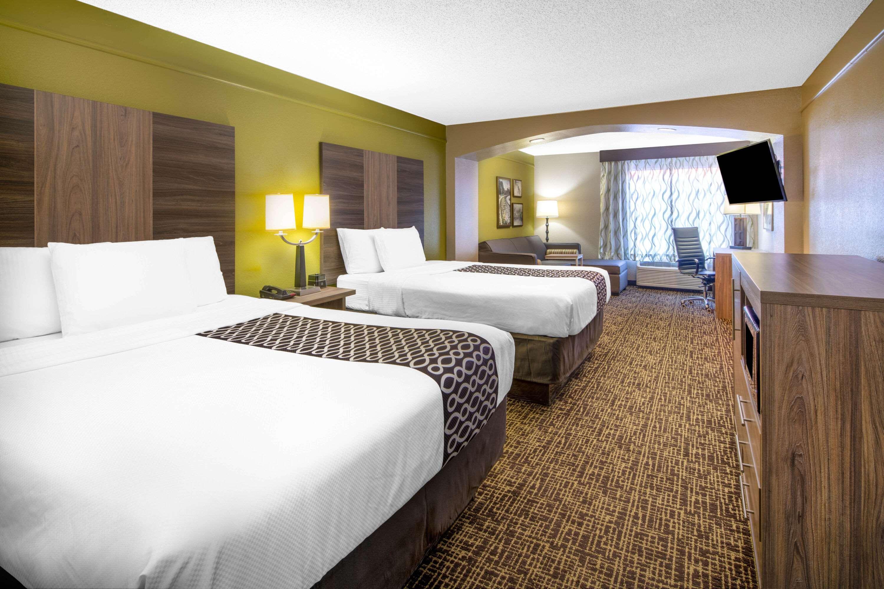 La Quinta By Wyndham Atlanta Stockbridge Hotel Bagian luar foto